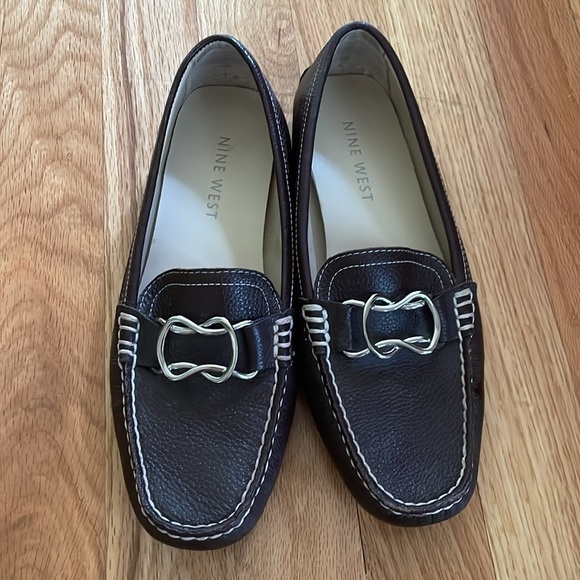 Nine West Leather Brown Loafer Buckle Flat Driving Moc Moccasin Shoe Women 6 - Picture 2 of 7